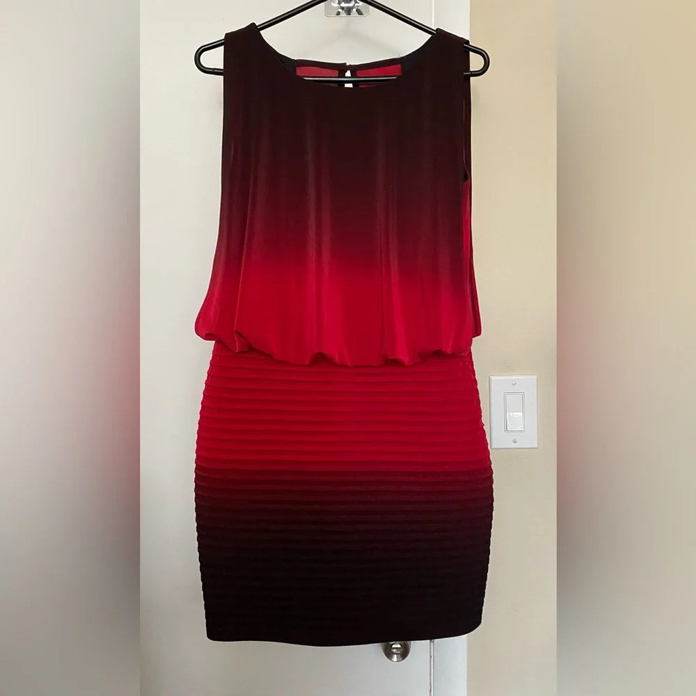 NWOT Xscape Red Black Ombré Blouson Top Ribbed Bottom Size 8 - Picture 6 of 13